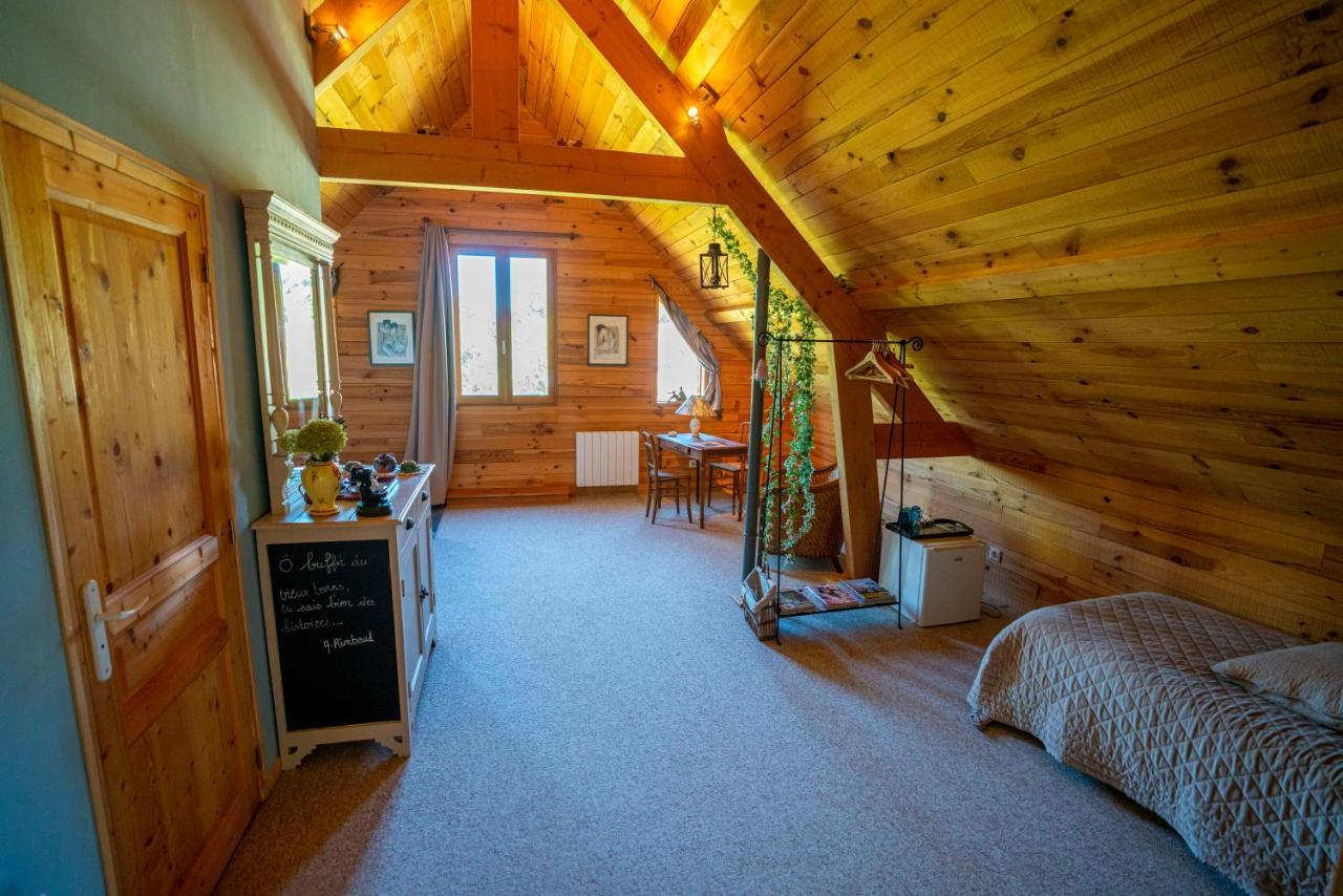 Chambre D'Hotes - Le Jardin Des Patissons La Foret Du Parc Luaran gambar