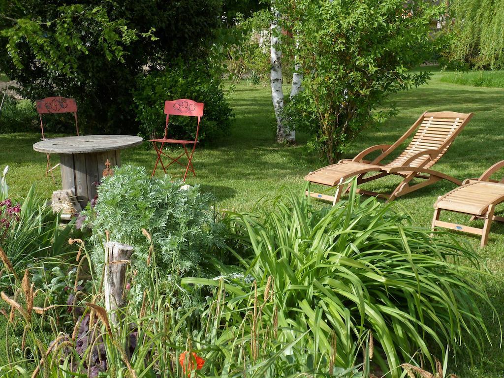 Chambre D'Hotes - Le Jardin Des Patissons La Foret Du Parc Luaran gambar