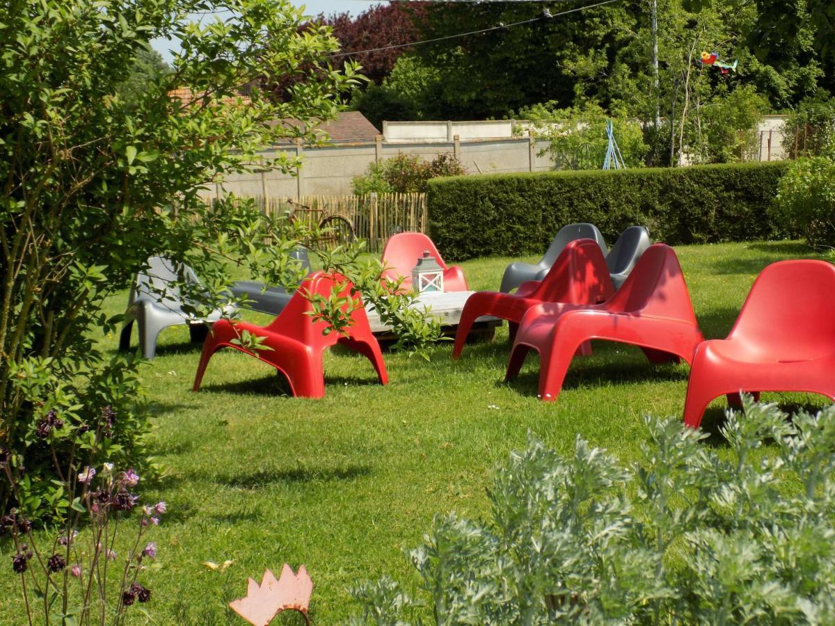 Chambre D'Hotes - Le Jardin Des Patissons La Foret Du Parc Luaran gambar